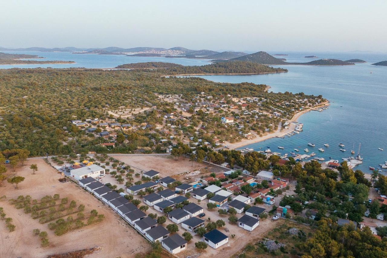 Amore Del Mare, Seaside Family Pace, Free Parking And Wifi In Camp Dalmatino Drage Luaran gambar