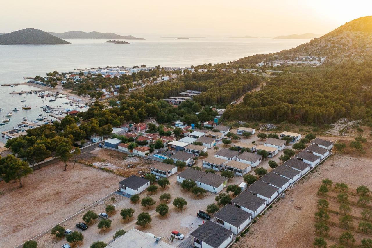 Amore Del Mare, Seaside Family Pace, Free Parking And Wifi In Camp Dalmatino Drage Luaran gambar